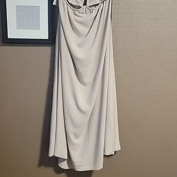 Bumpsuit Cut Out Linen Blend Dress - Picture 7 of 14